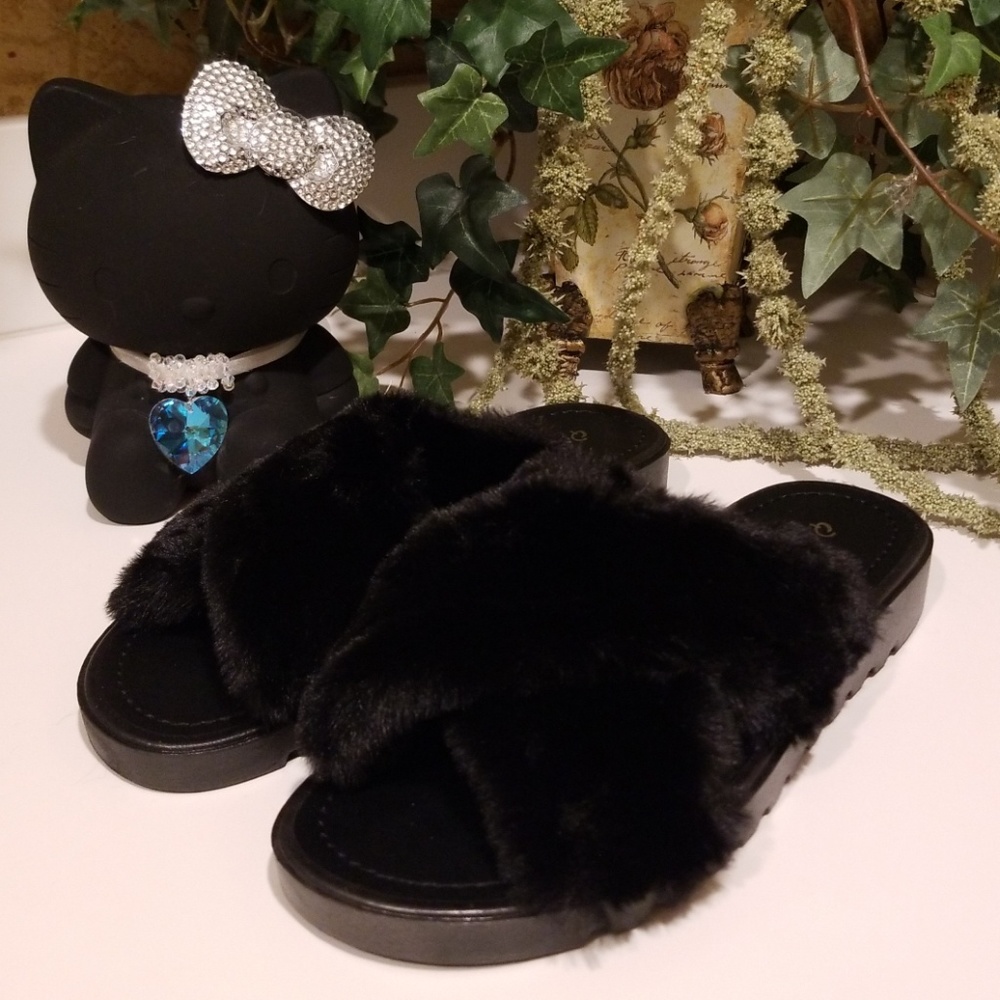 Brand New Crisscross Furry Slides